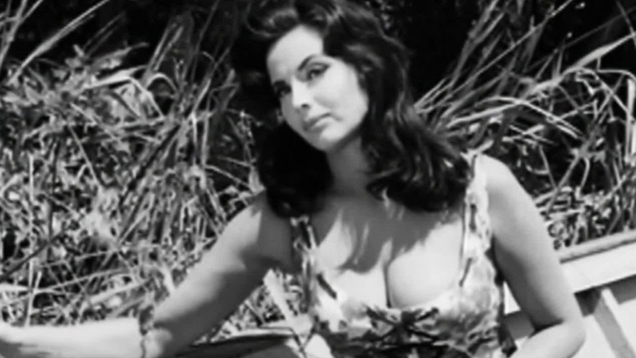 Fotograma de La tentación desnuda (1966)