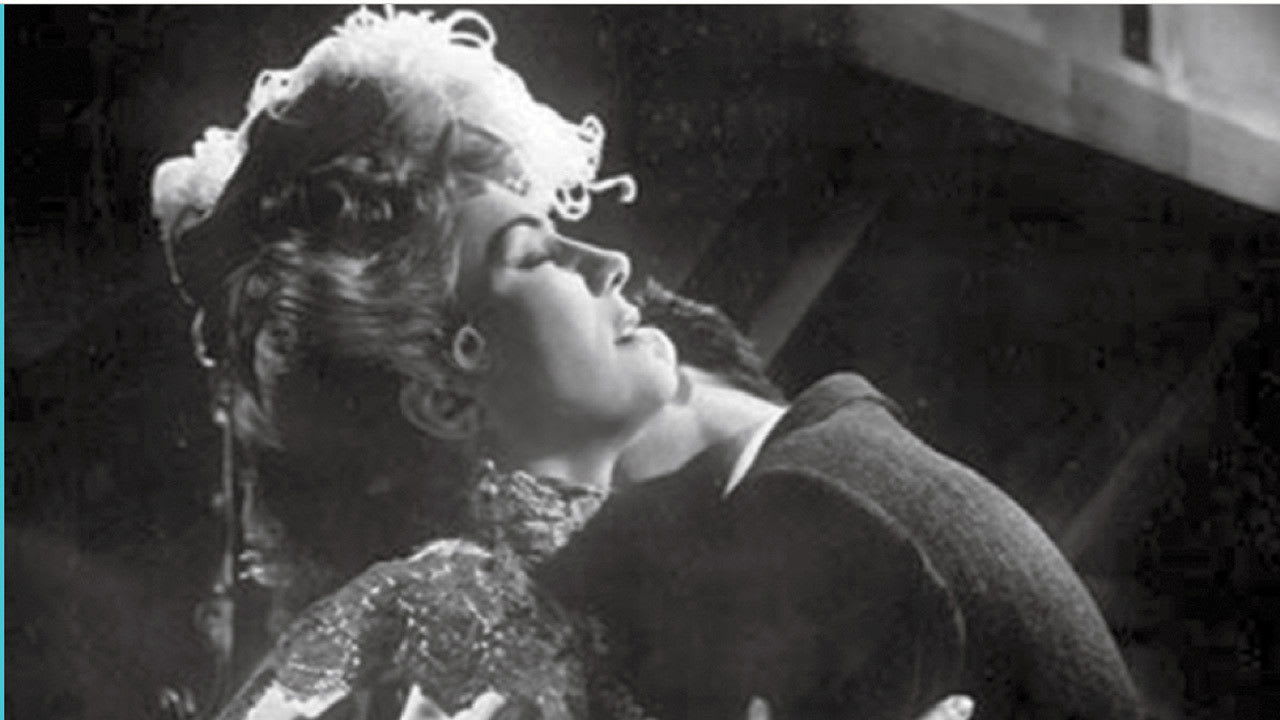 Fotograma de Safo, historia de una pasión (1943)