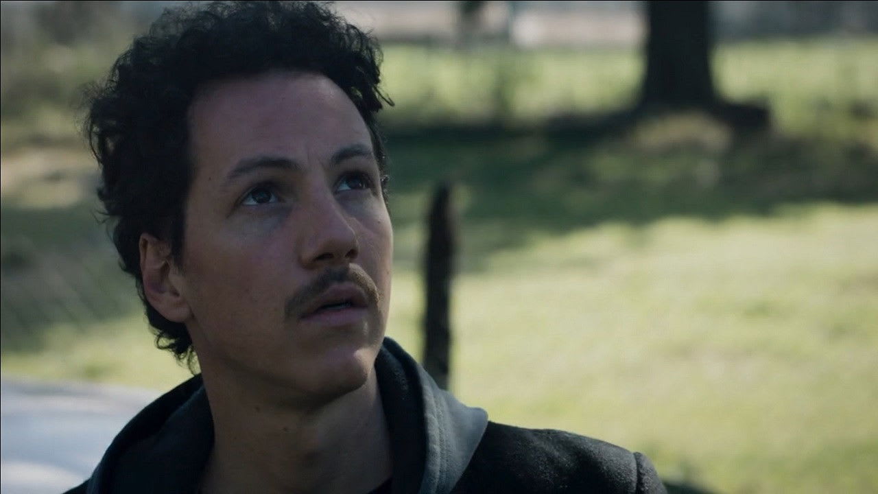 Fotograma de Luz mala (2022)