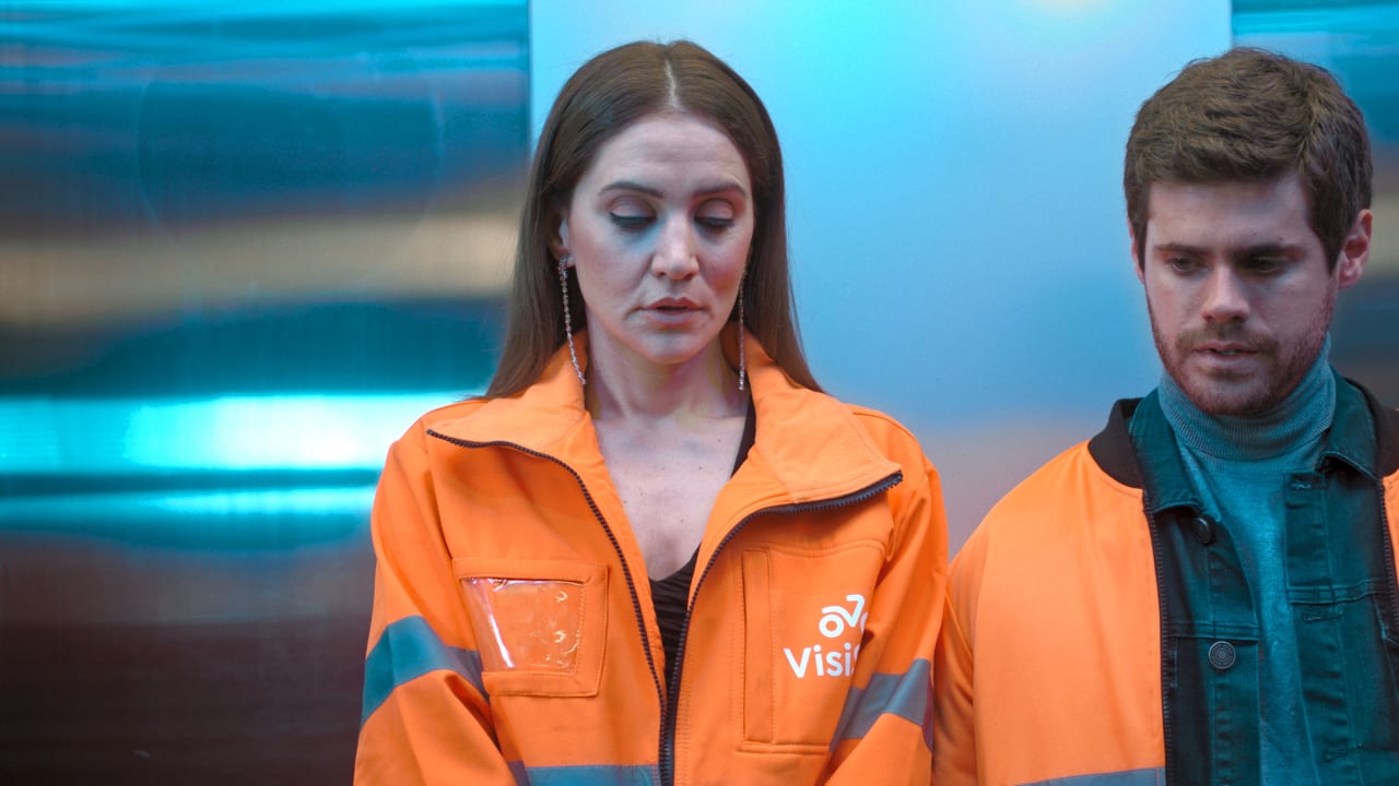 Fotograma de Ustedes deciden (2023)