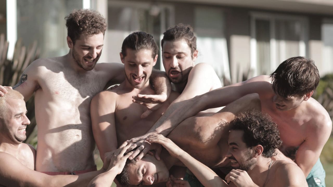 Fotograma de Los agitadores (2023)