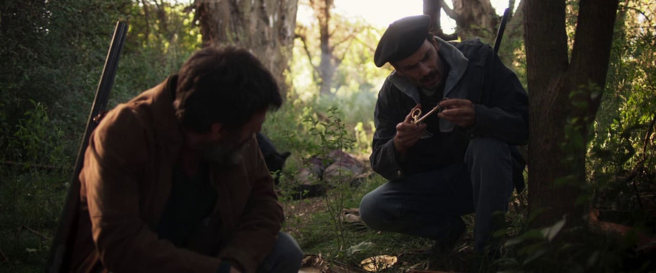 Ezequiel Rodríguez y Demián Salomón en Cuando acecha la maldad (2023)