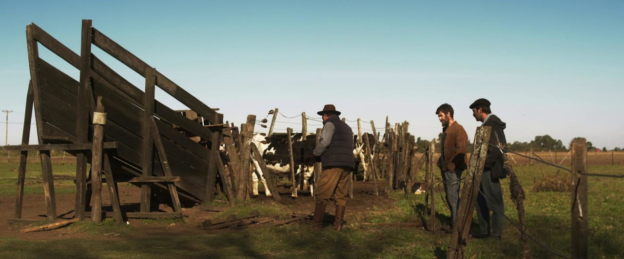Luis Ziembrowski, Ezequiel Rodríguez y Demián Salomón en Cuando acecha la maldad (2023)