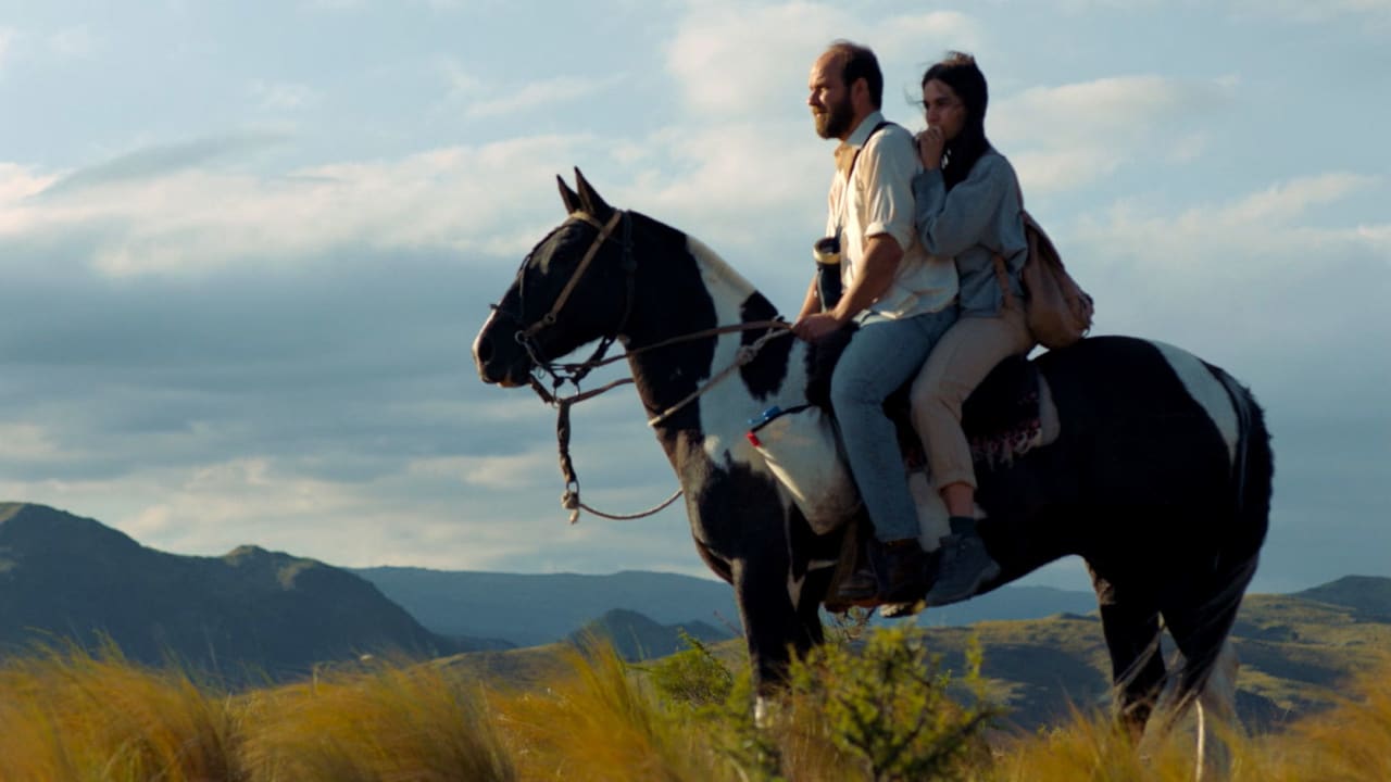 Daniel Elías y Margarita Molfino en Los delincuentes (2023)