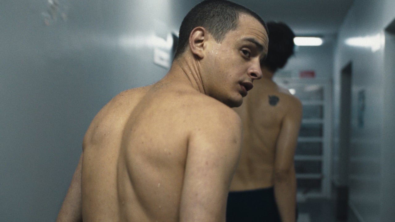 Fotograma de Simón de la montaña (2024)