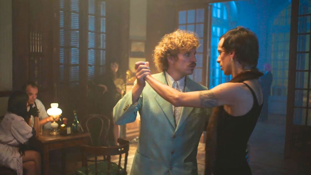 Fotograma de Bajo Naranja (2024)