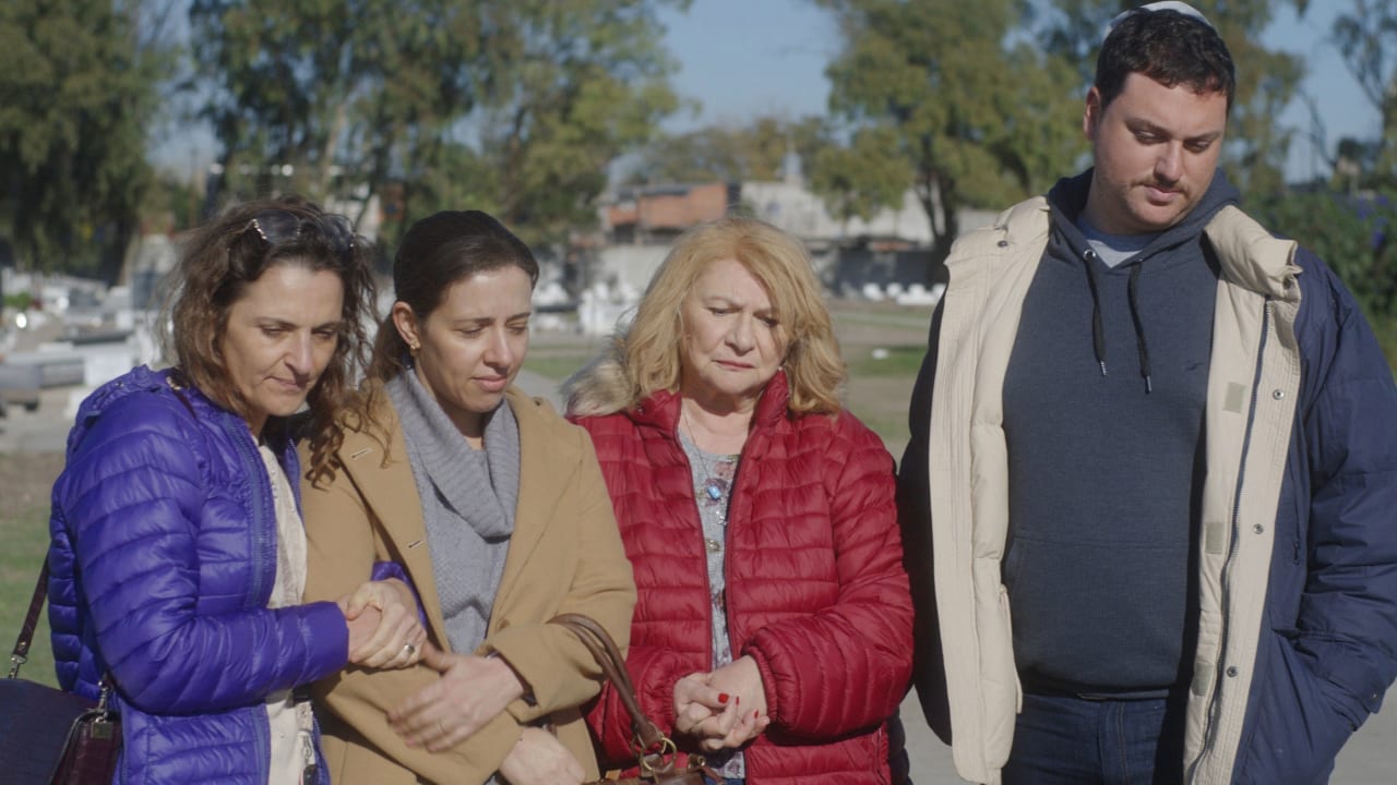 Fotograma de Los domingos mueren más personas (2024)