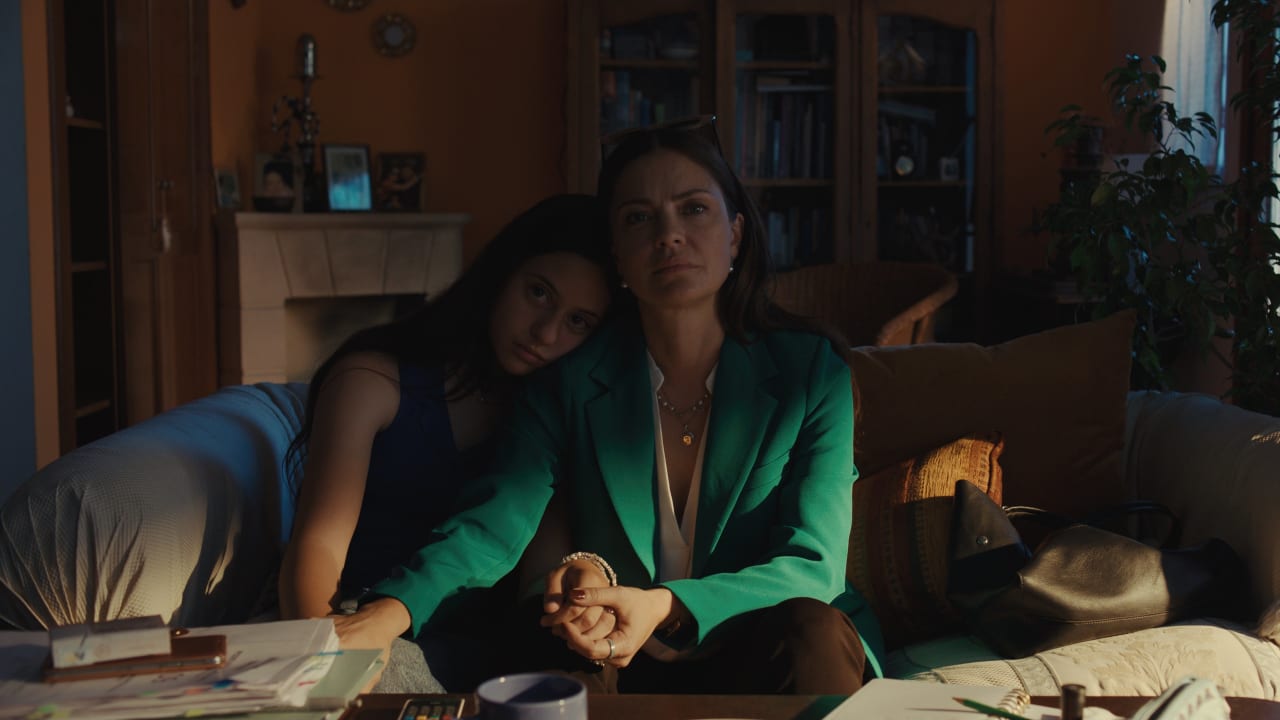 Camila Pláate y Dolores Fonzi en Belén (2025)