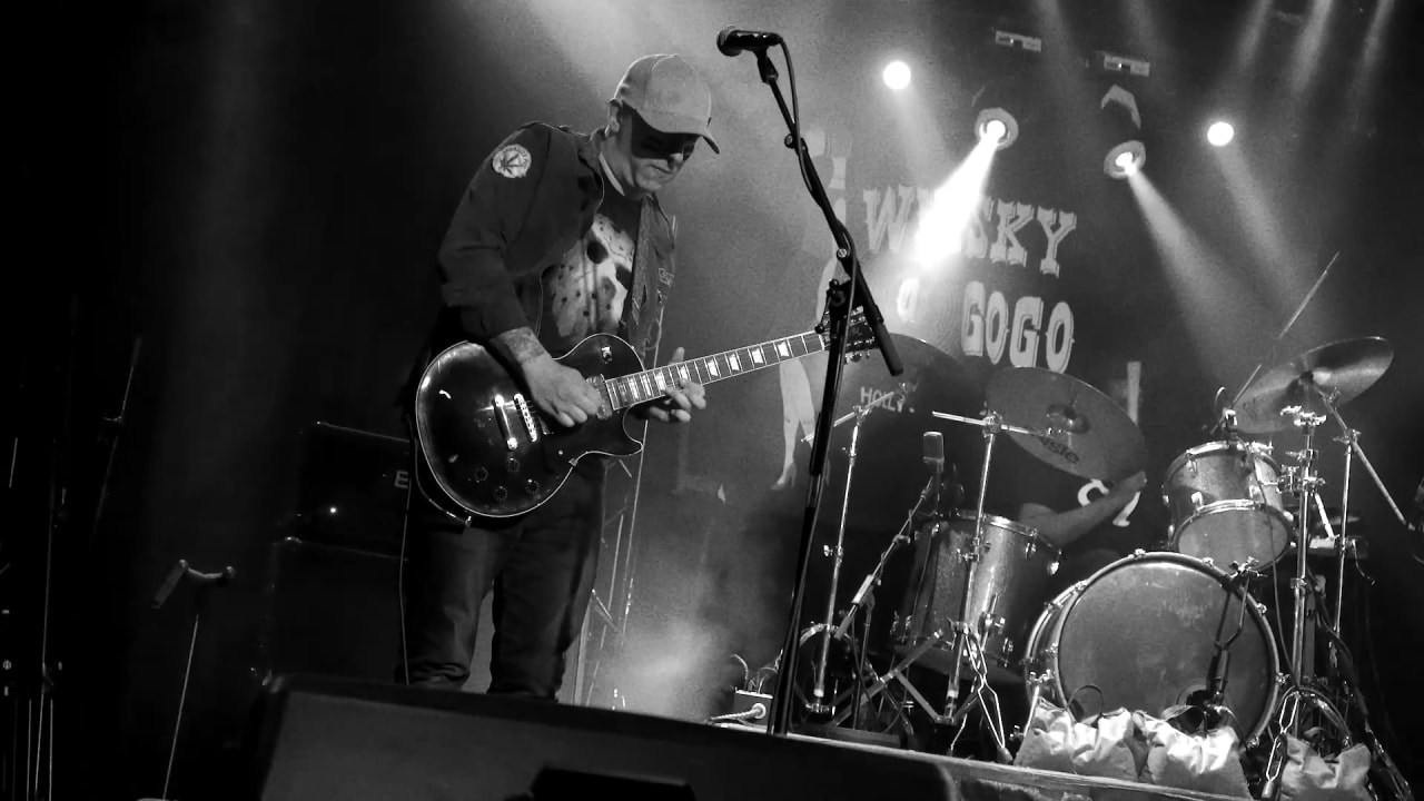 Gaspar Benegas en Algo ha cambiado: Un viaje quijotesco al blues local (2026)