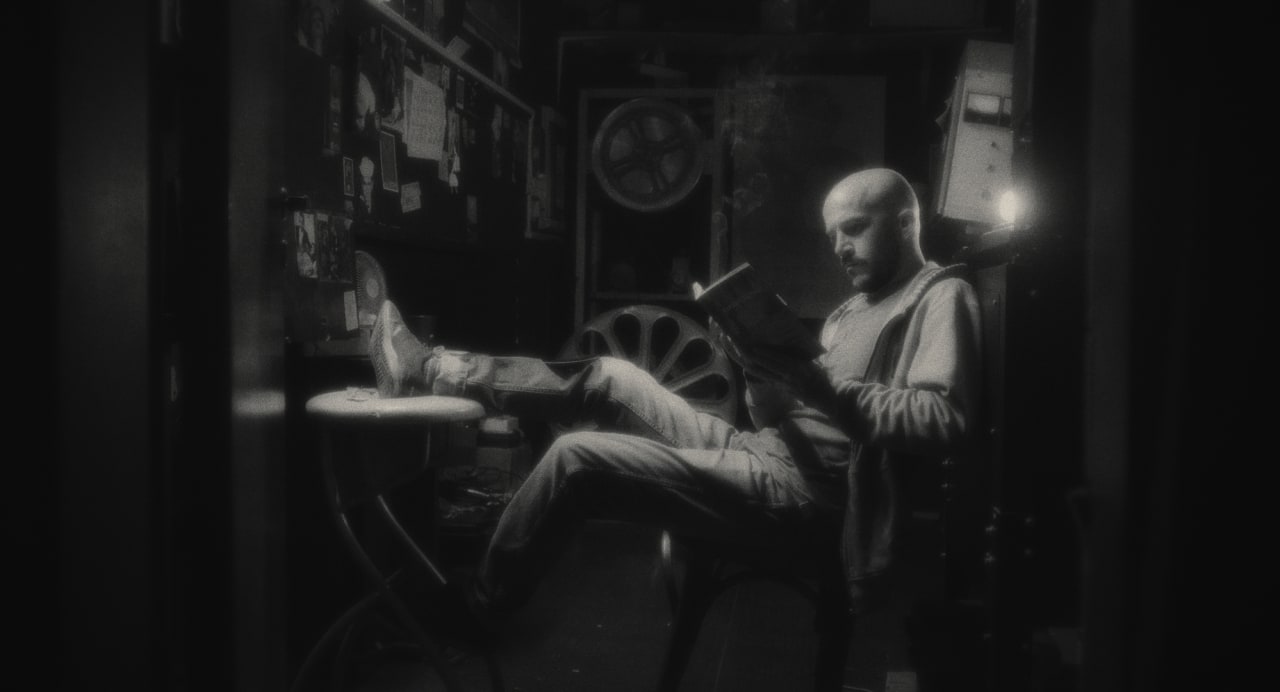 Octavio Bertone en La noche está marchándose ya (2026)