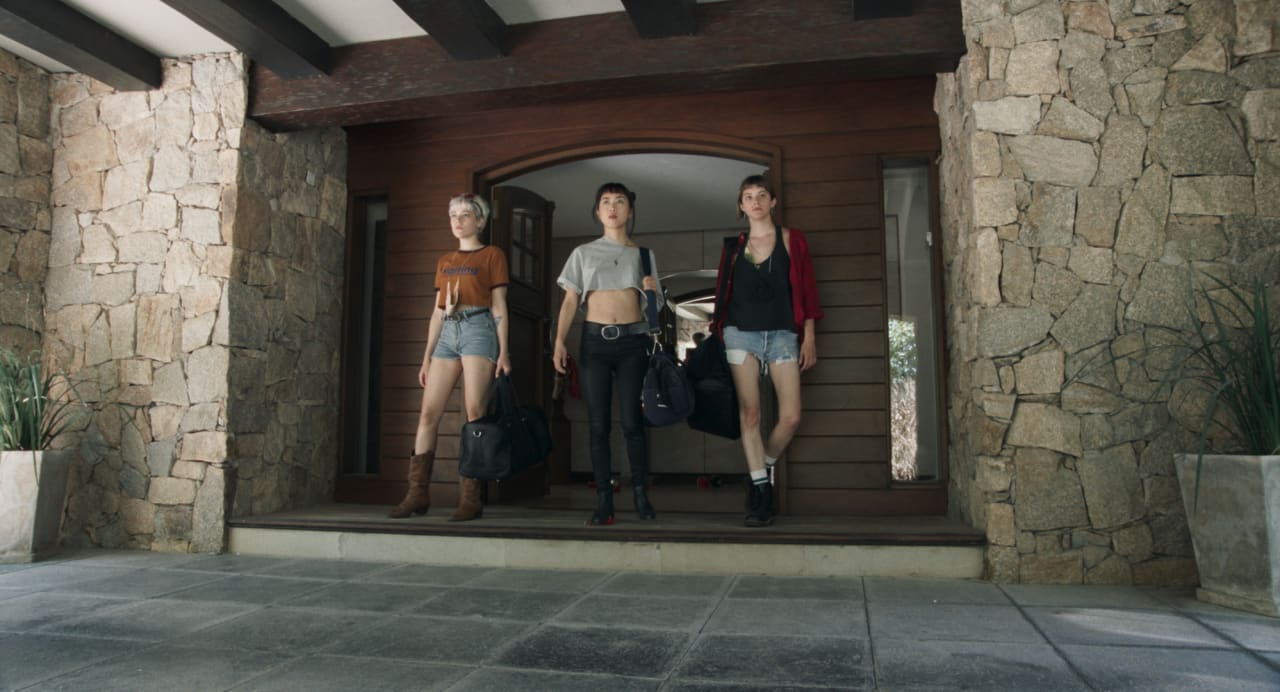 Azul Fernández, Débora Nishimoto y Malena Villa en El tema del verano (2026)