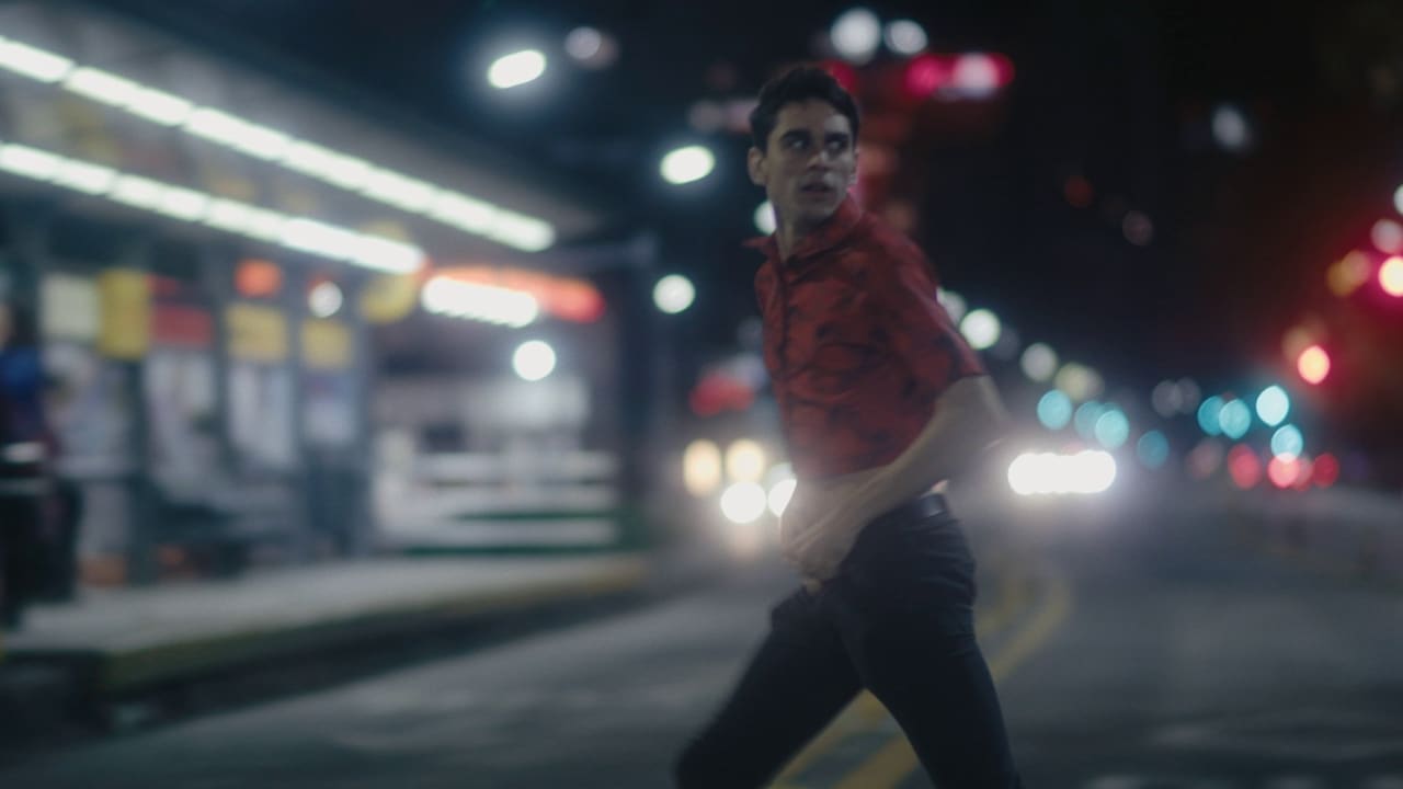 Fotograma de A metros de distancia (2025)