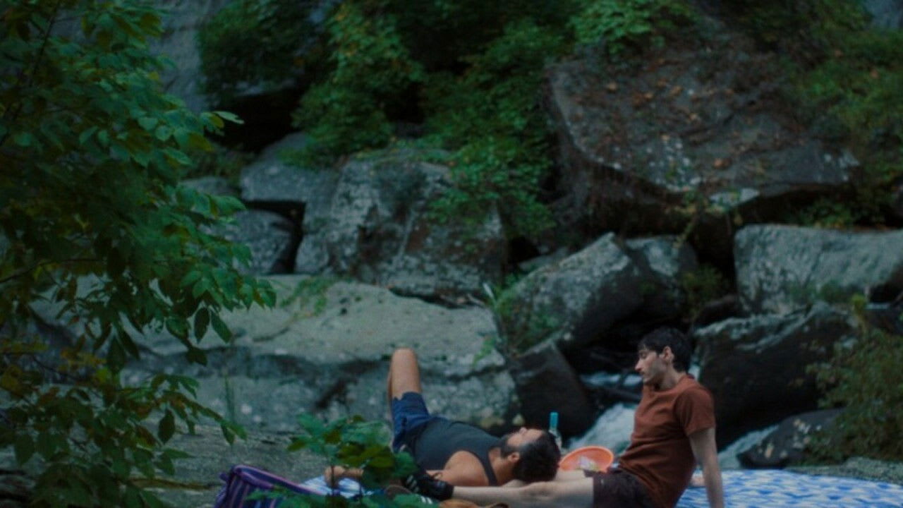 Fotograma de Drunken Noodles (2025)