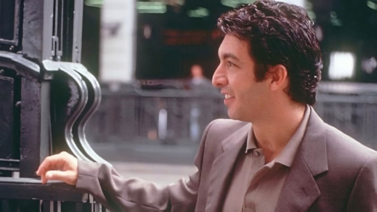 Fotograma de El mismo amor, la misma lluvia (1999)