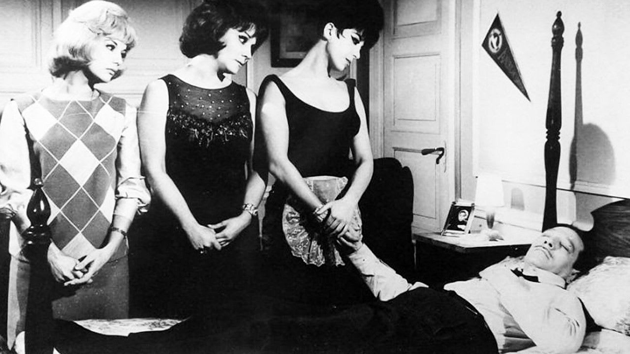 Fotograma de Cuidado con las colas (1964)