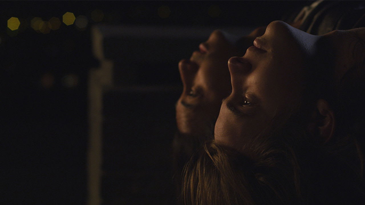 Fotograma de Feriado (2014)