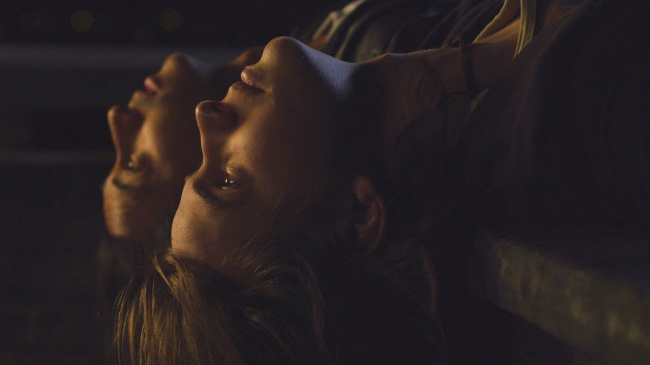 Fotograma de Feriado (2014)