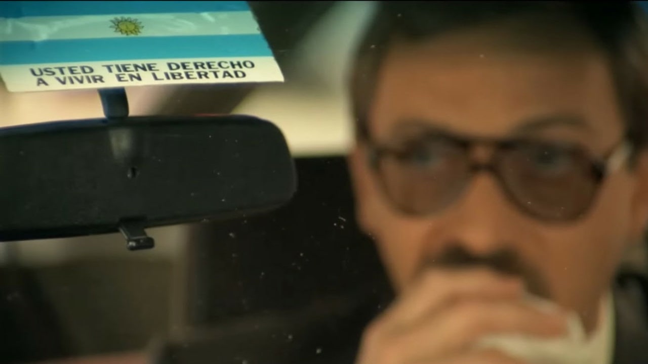 Luis Brandoni en Esperando la carroza (1985)