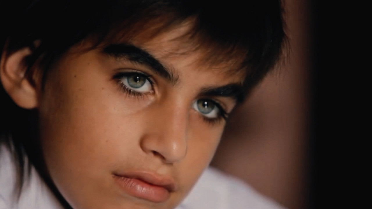 Fotograma de Vuelve (2012)