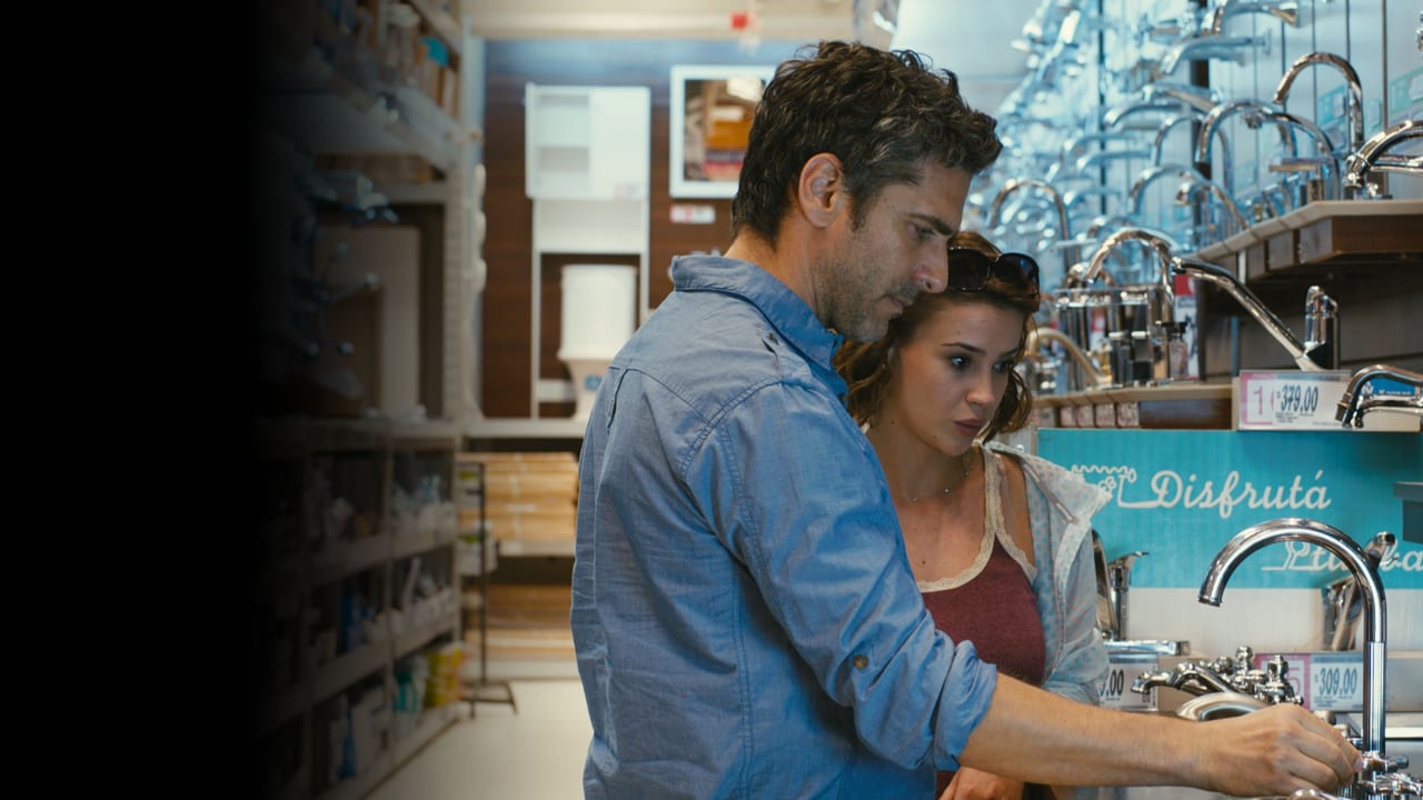 Leonardo Sbaraglia y Celeste Cid en Aire libre (2014)