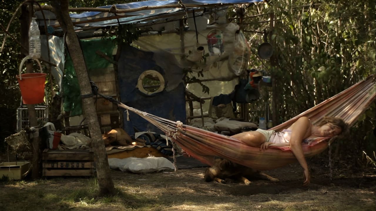 Fotograma de La mujer de los perros (2015)
