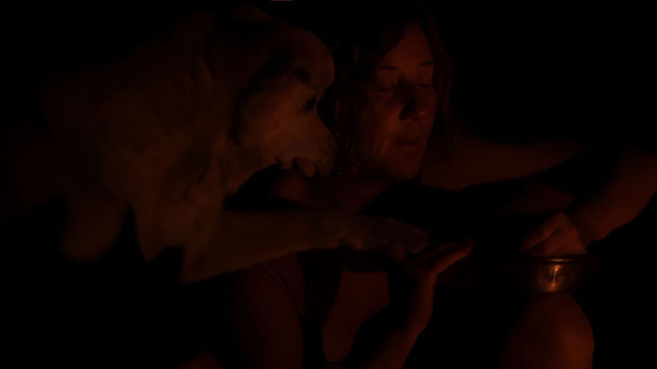 Fotograma de La mujer de los perros (2015)