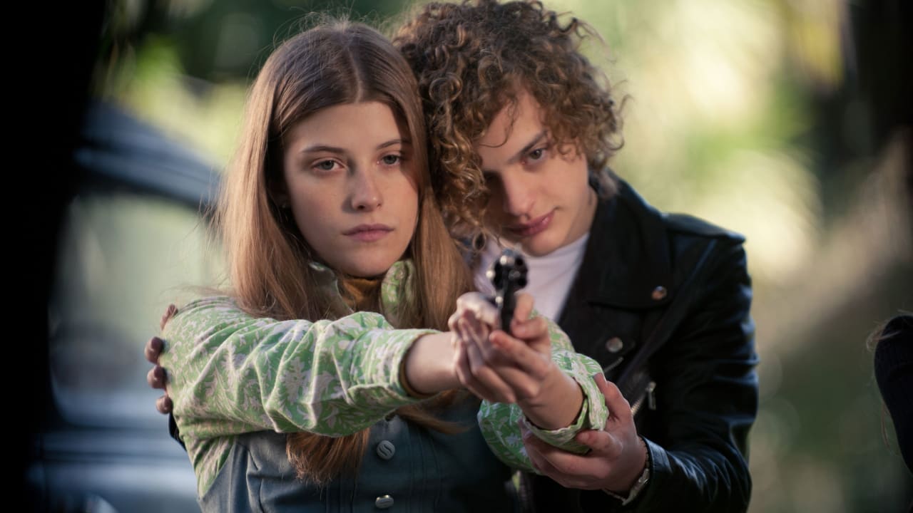 Malena Villa y Lorenzo Ferro en El ángel (2018)