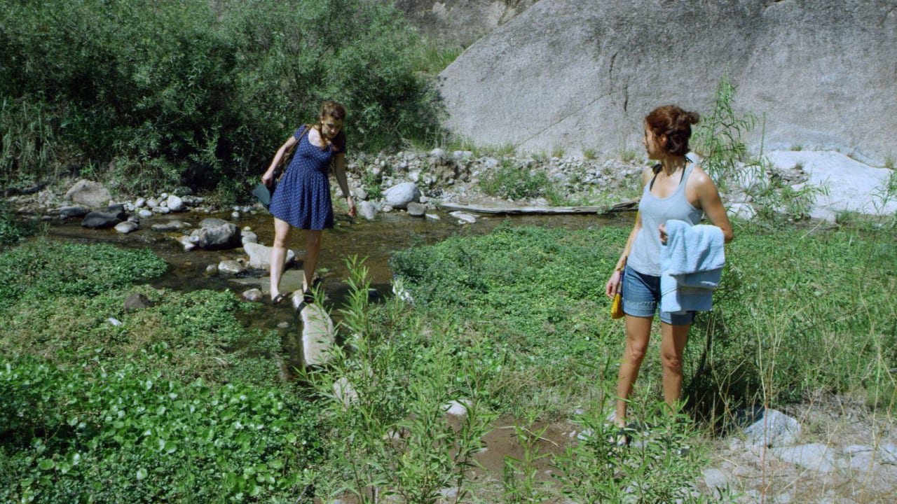 Fotograma de Isabella (2021)