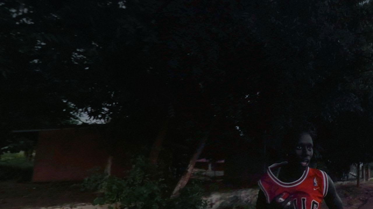 Fotograma de Parsi (2019)