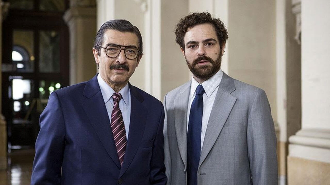 Ricardo Darín y Peter Lanzani en foto promocional de Argentina, 1985 (2022)