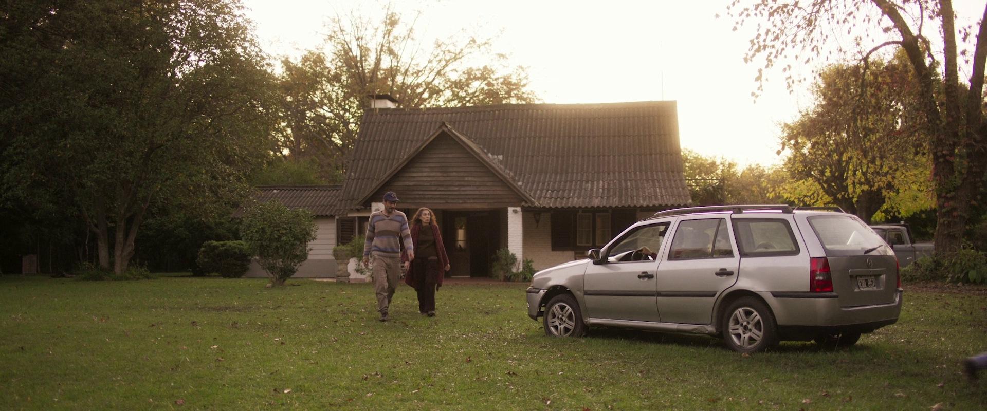 Demián Salomón y Silvina Sabater en Cuando acecha la maldad (2023)
