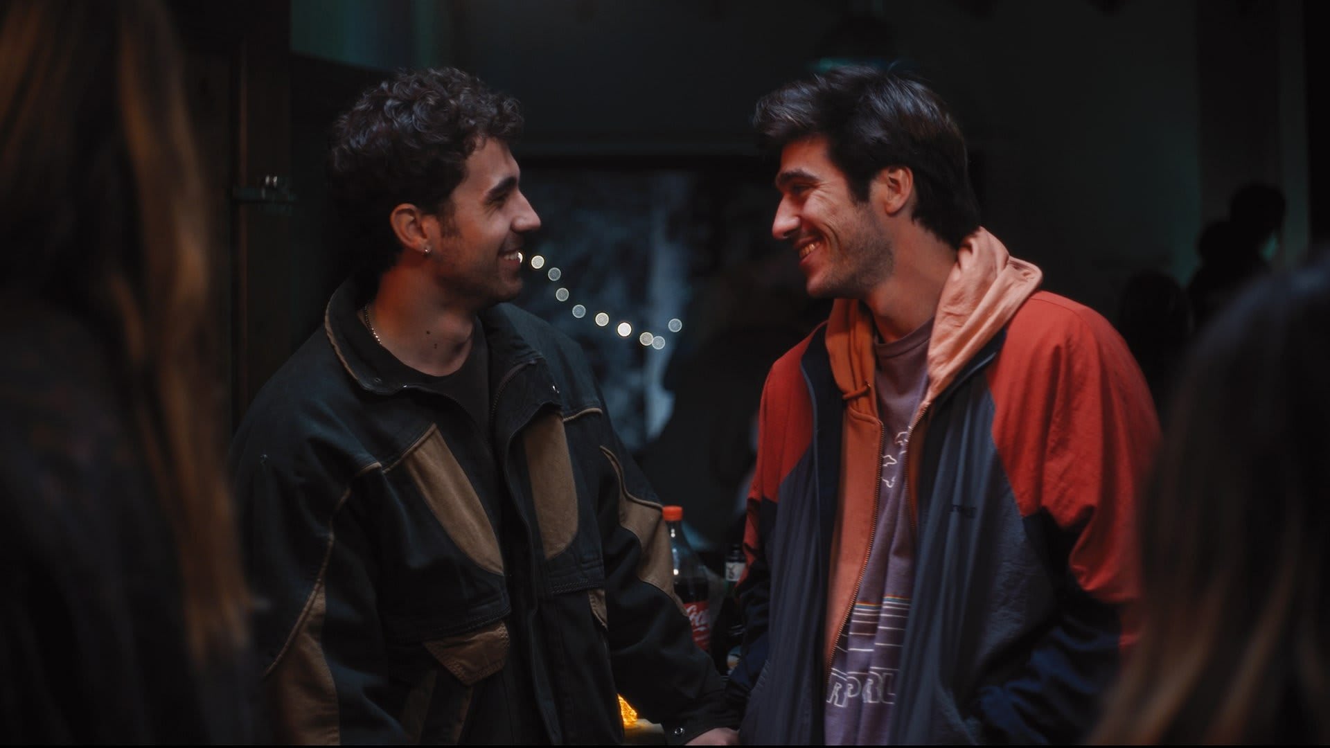 Fotograma de Los amantes astronautas (2024)