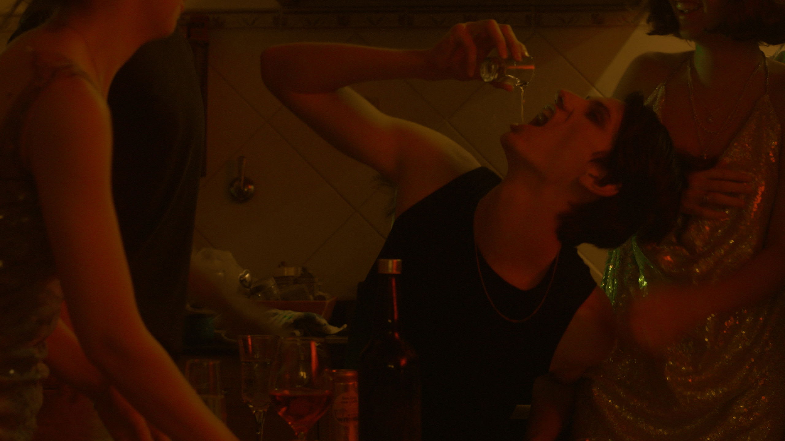 Fotograma de ek • stasis (2025)