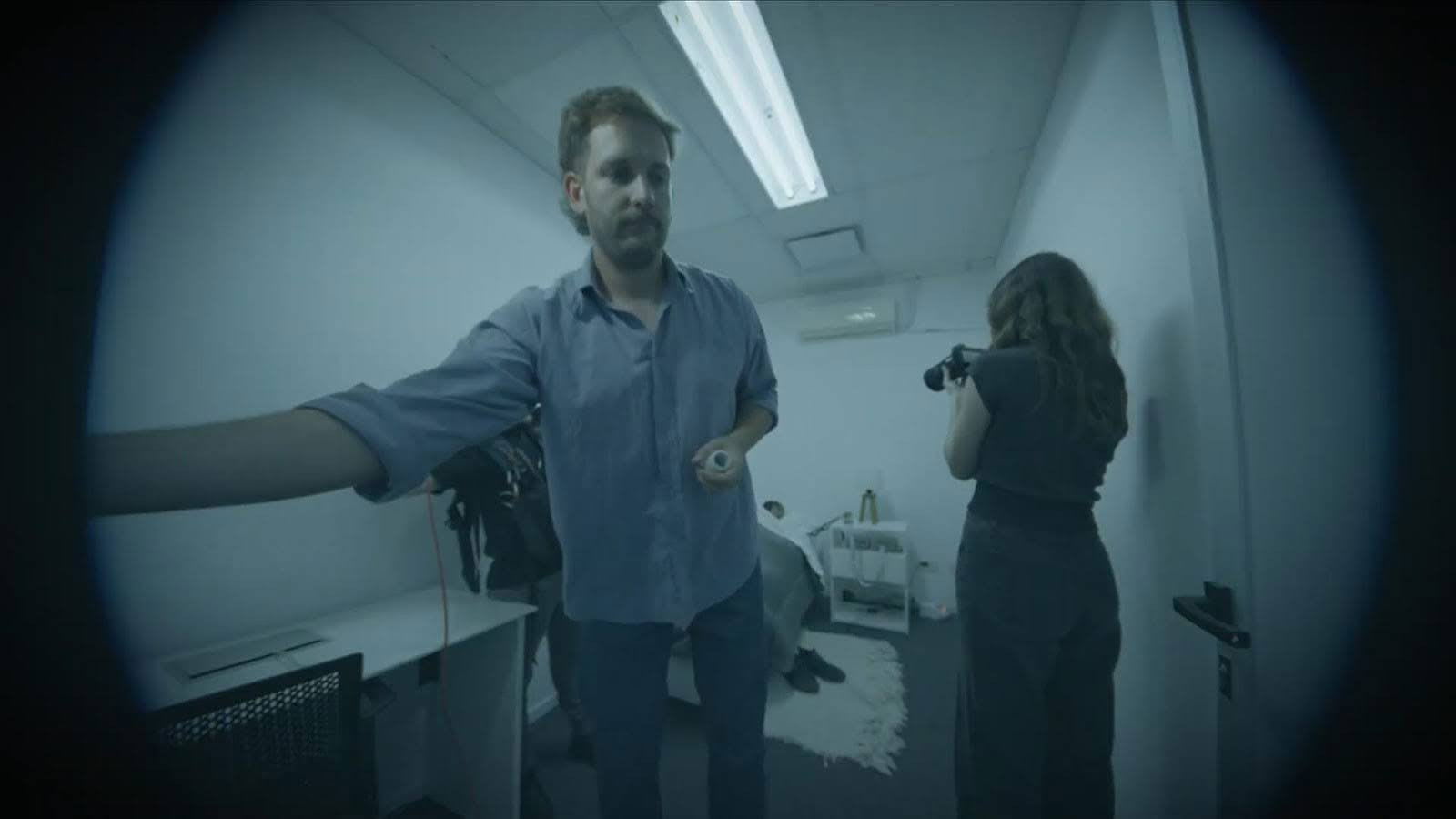 Fotograma de REM (2025)