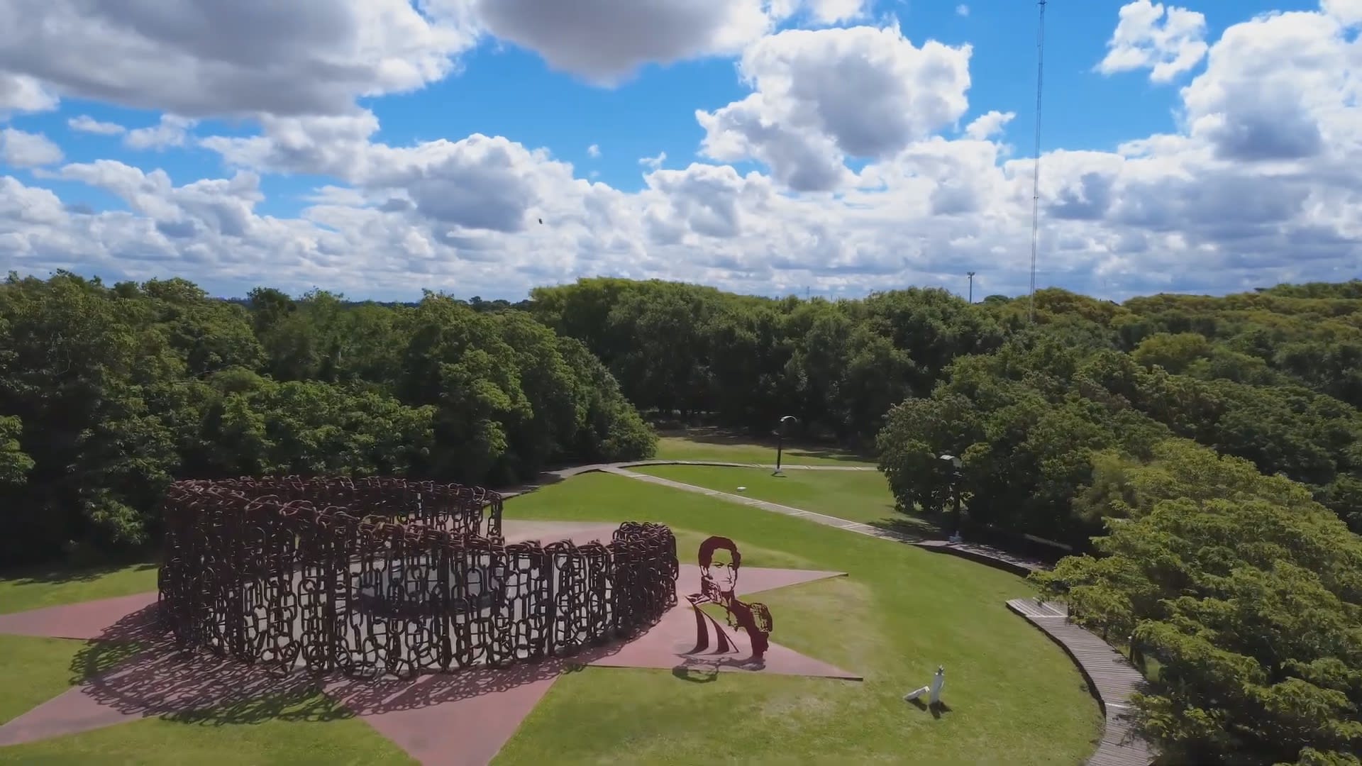 Fotograma de Patria o colonia (2026)