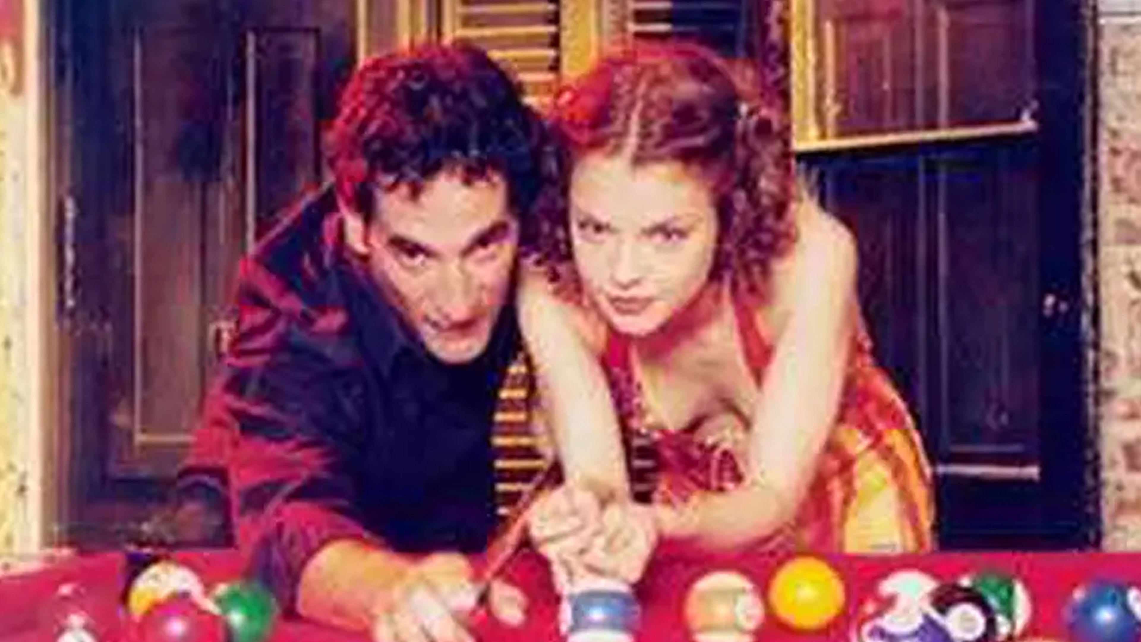 Fotograma de Gerente en dos ciudades (2003)