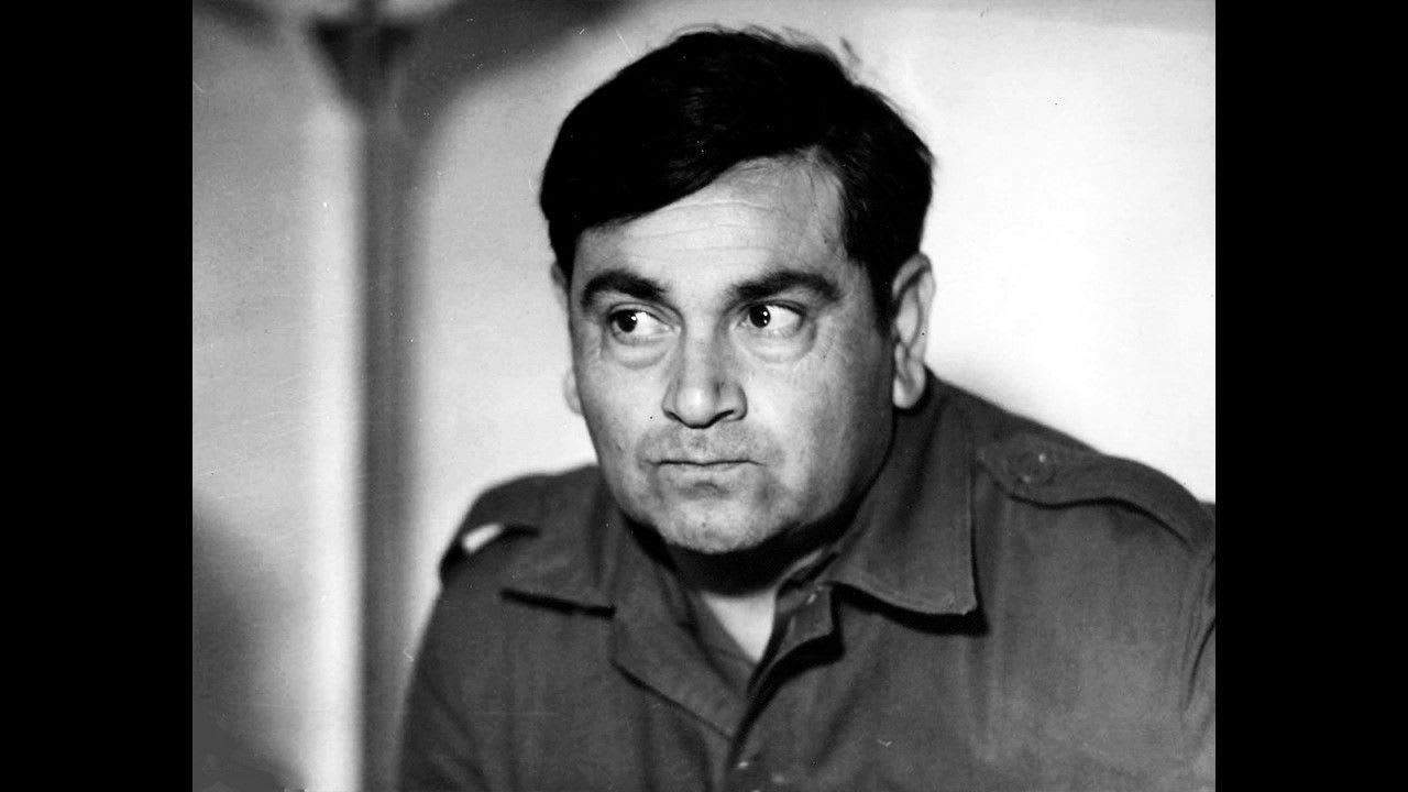 Fotograma de Los chiflados del batallón (1975)