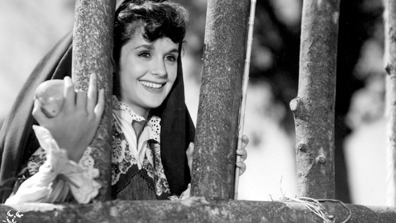 Fotograma de La dama duende (1945)