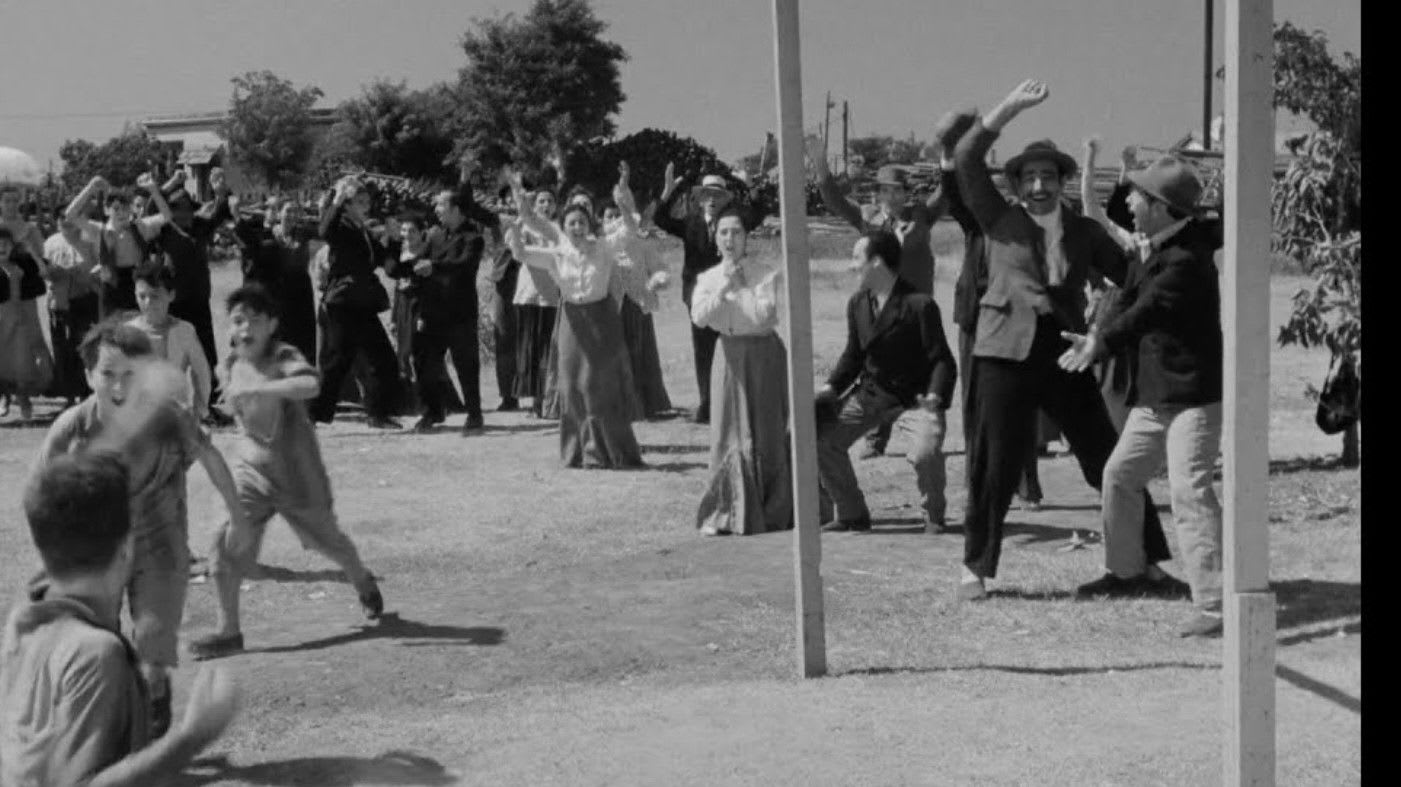 Fotograma de El cura Lorenzo (1954)