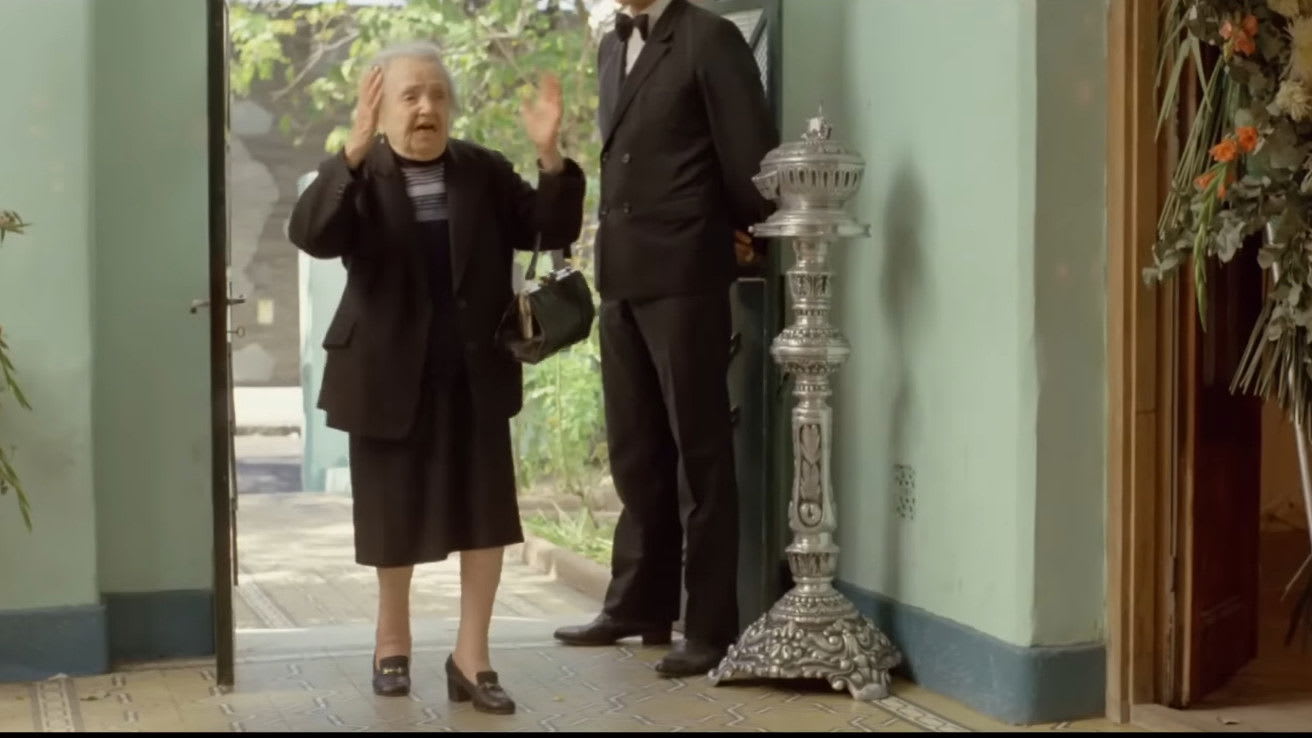 Angelita Pardo en Esperando la carroza (1985)