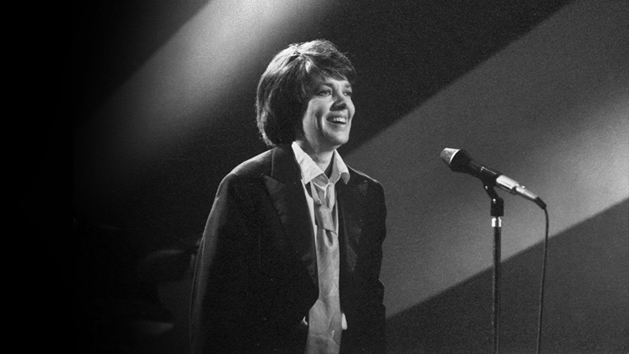 Fotograma de María Elena Walsh (2012)