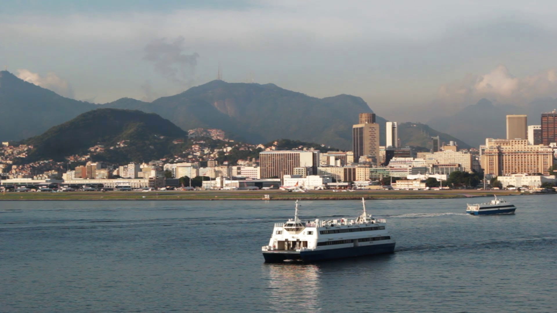 Fotograma de La deriva (2019)