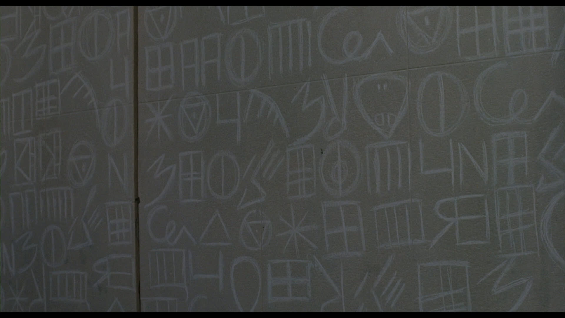 Fotograma de Hombre mirando al sudeste (1987)