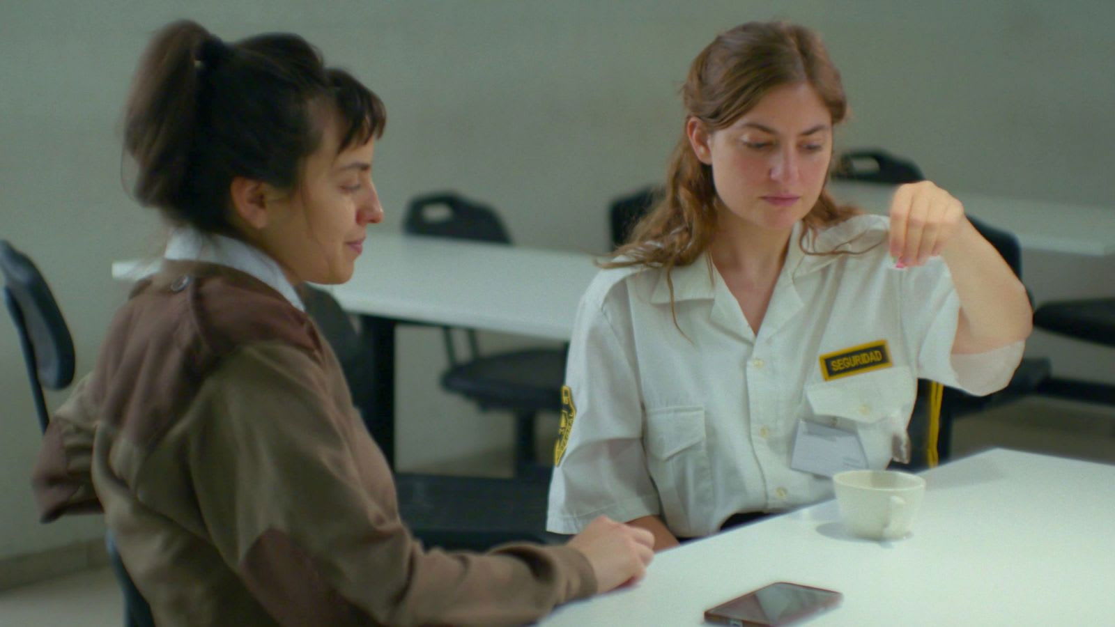 Fotograma de Un movimiento extraño (2024)