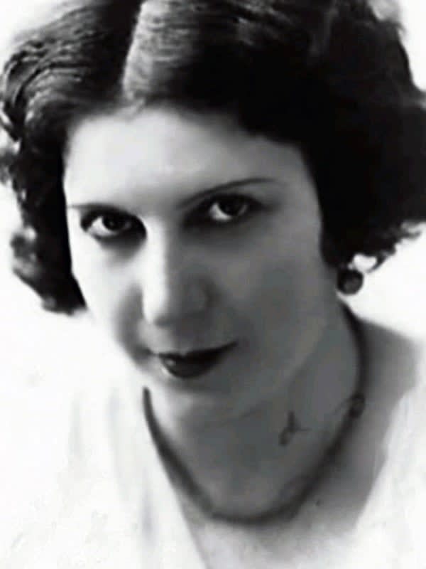 Olga Casares Pearson