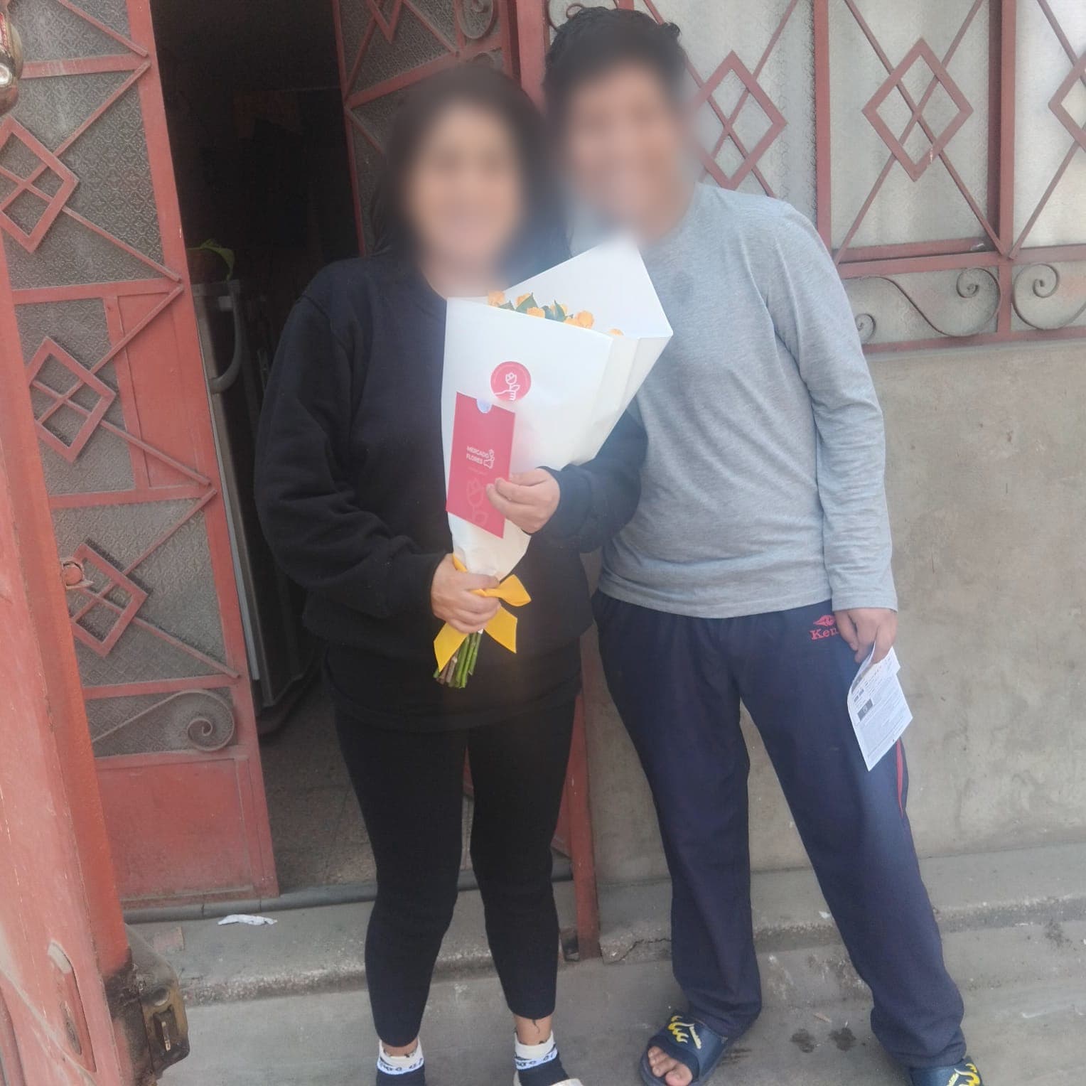 Entrega de ramo clásico Mercado Flores