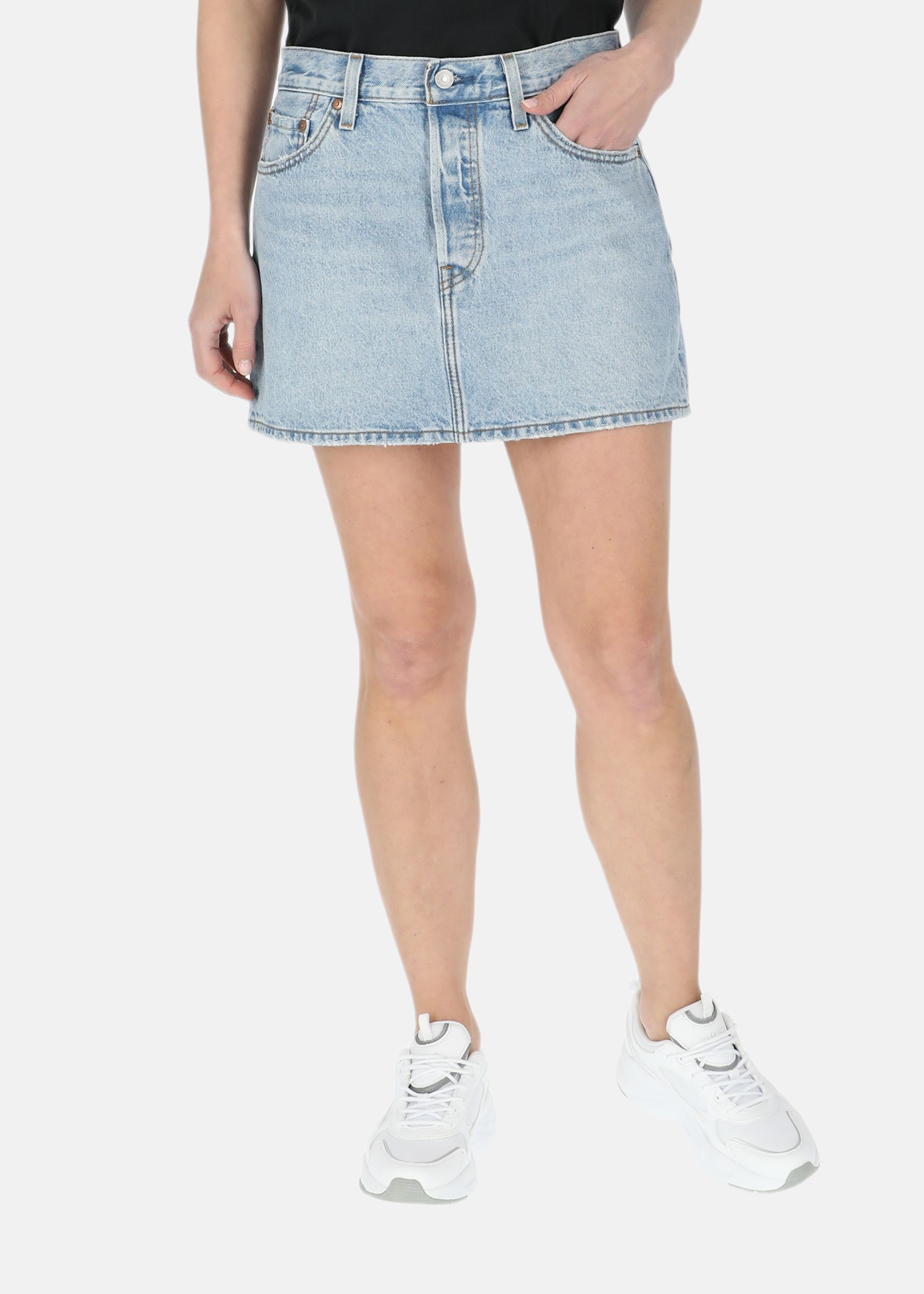 ICON SKIRT FRONT AND CENTER