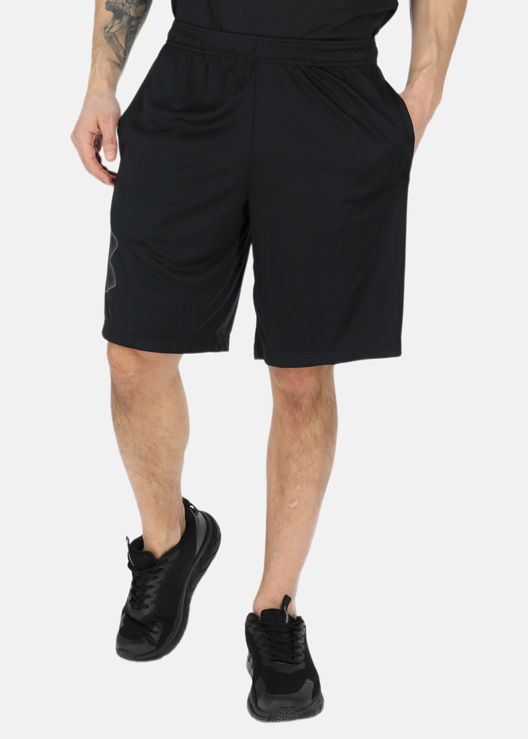 UA TECH GRAPHIC SHORT