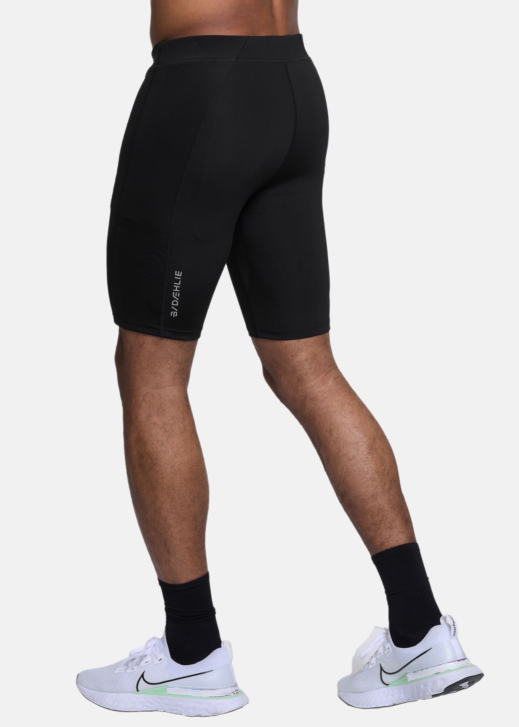 Tights Achieve 10"" |  - sv-se - herr - klader - byxor - tights - traningstights - traningstights-korta | Padelspecialisterna
