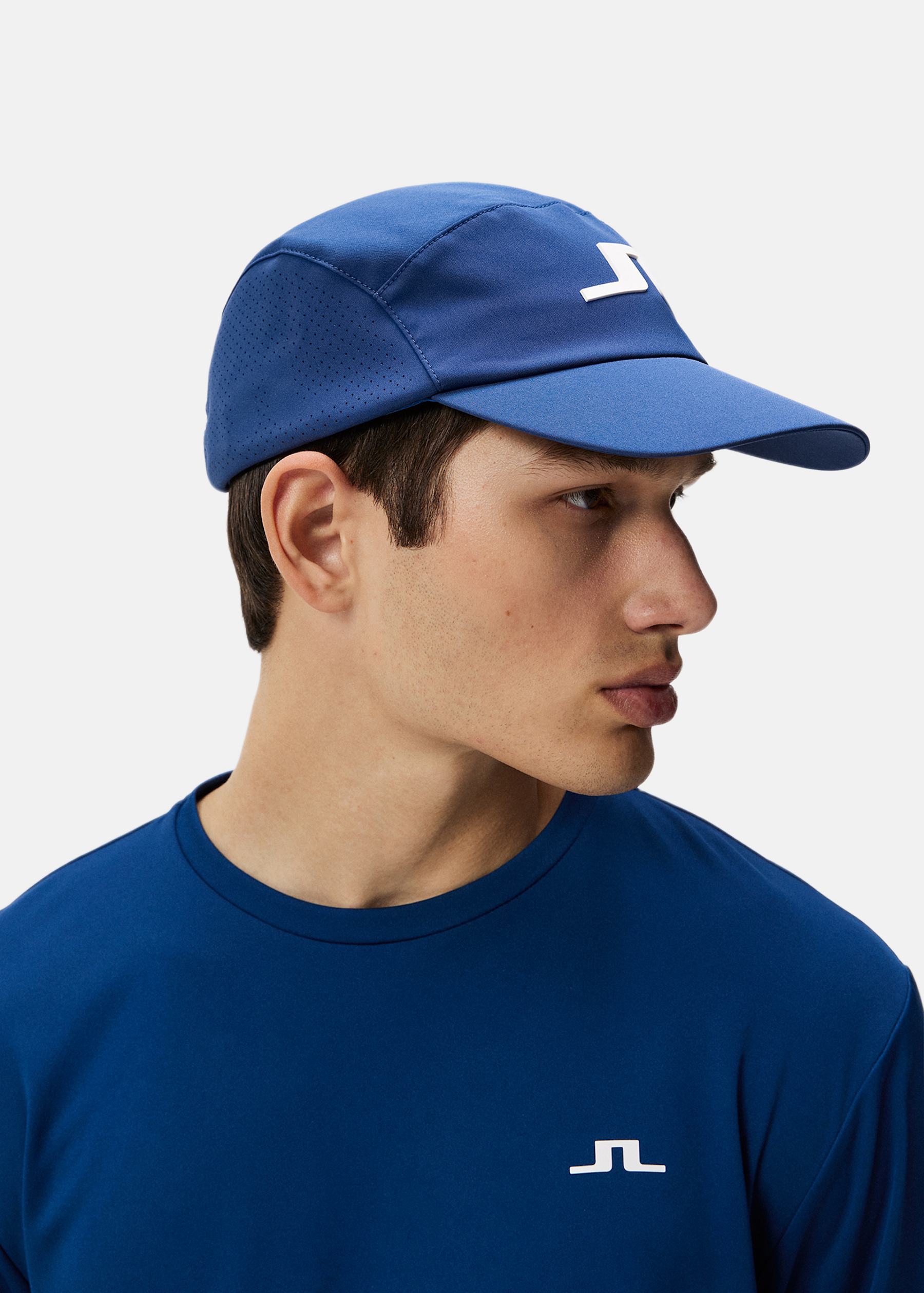 Andrew Cap